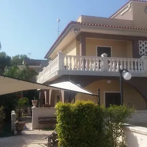 https://villa-capriccio.sicilyhotelsitaly.net