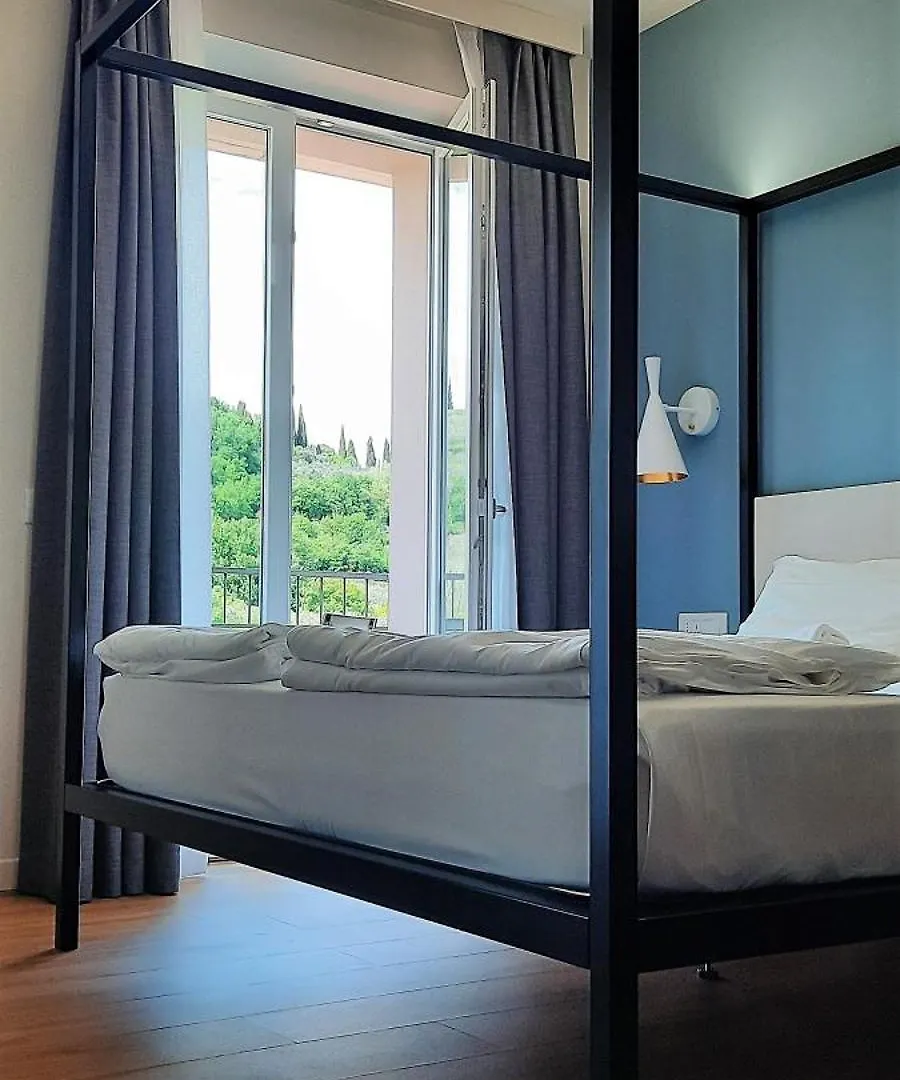 Agriturismo La Rocca Bardolino 0*,