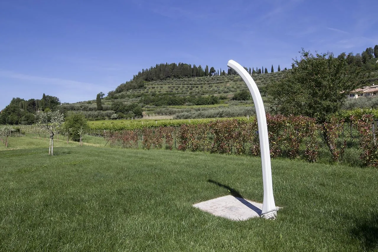 Agriturismo La Rocca Bardolino Bauernhof