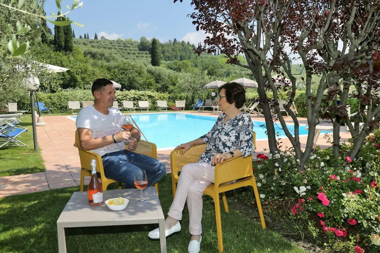 Agriturismo La Rocca Bardolino Bauernhof